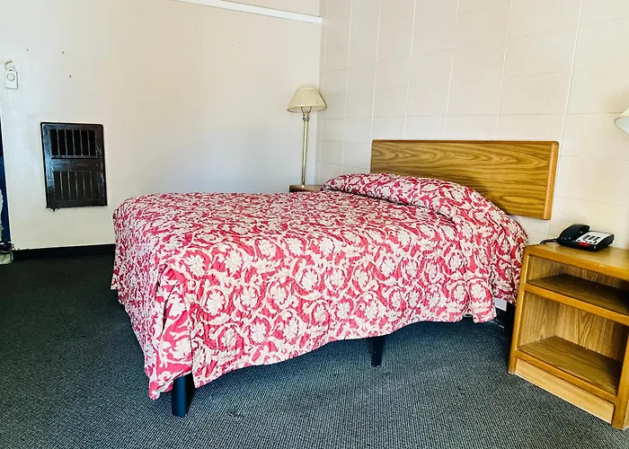 Clayton House Motel Loves Park