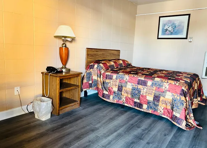 Clayton House Motel Loves Park