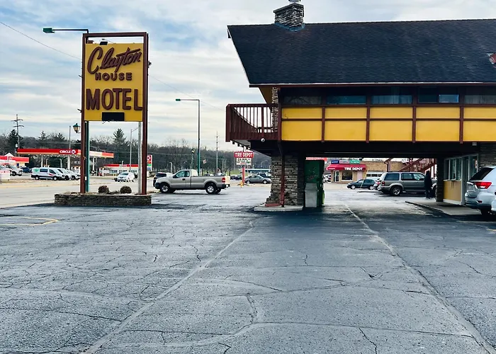 Motel Clayton House Loves Park