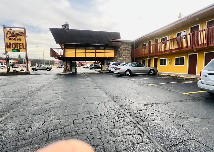 Clayton House Motel Loves Park
