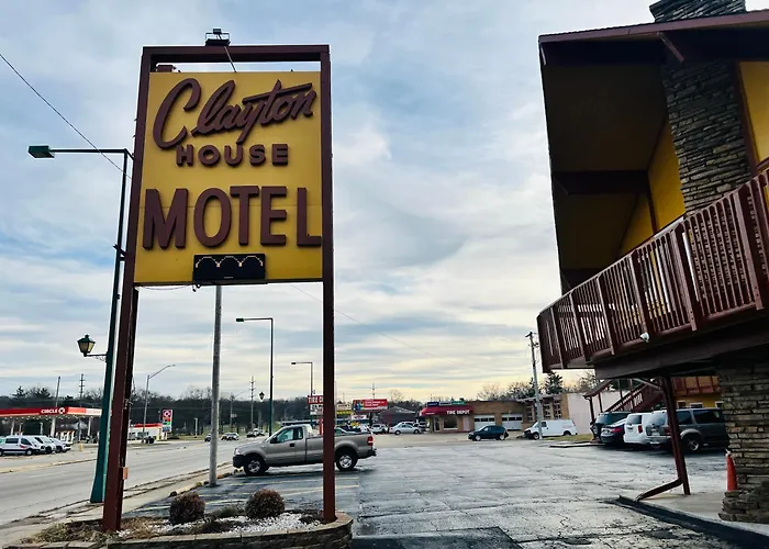 Clayton House Motel Loves Park