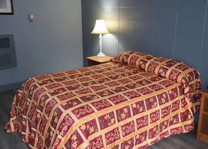 Clayton House Motel Loves Park
