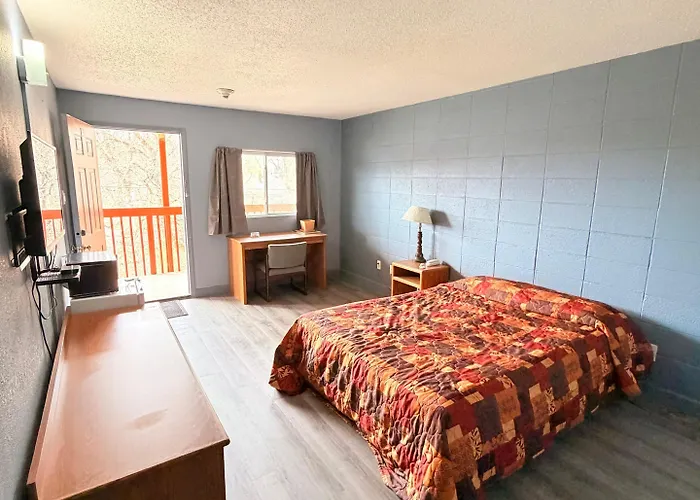 Motel Clayton House